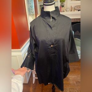 TUCKERNUCK Black Pomander Place Tunic Top, Size Medium, NWOT